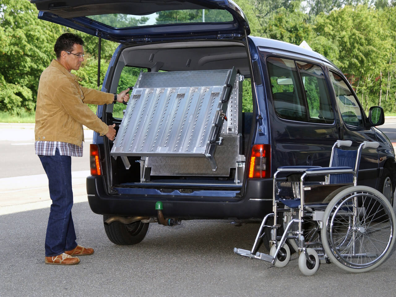 Аппарель для инвалидов в автомобиль